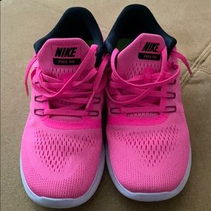 Nike Free RN sneakers